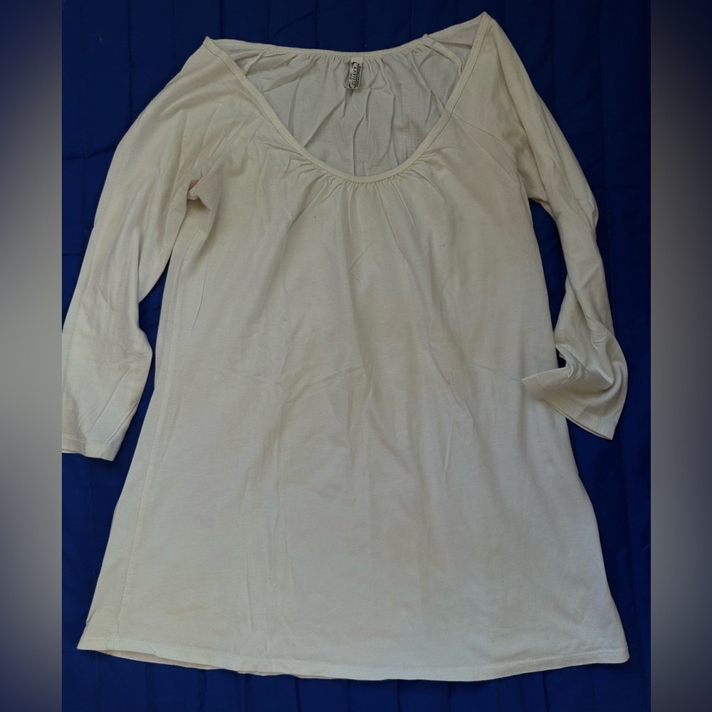 Old navy shirt